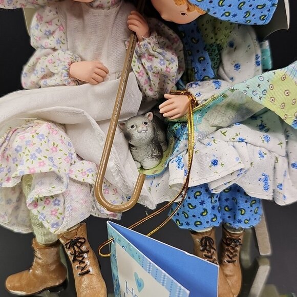 Vintage American Greeting Holly Hobby Heather Cat Umbrella Sharing Shelter 2004 - Picture 3 of 10